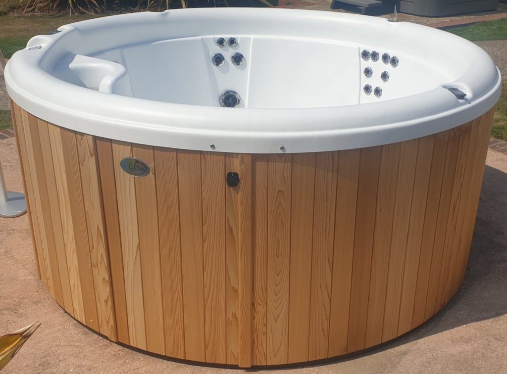 Crown XL Hot Tub